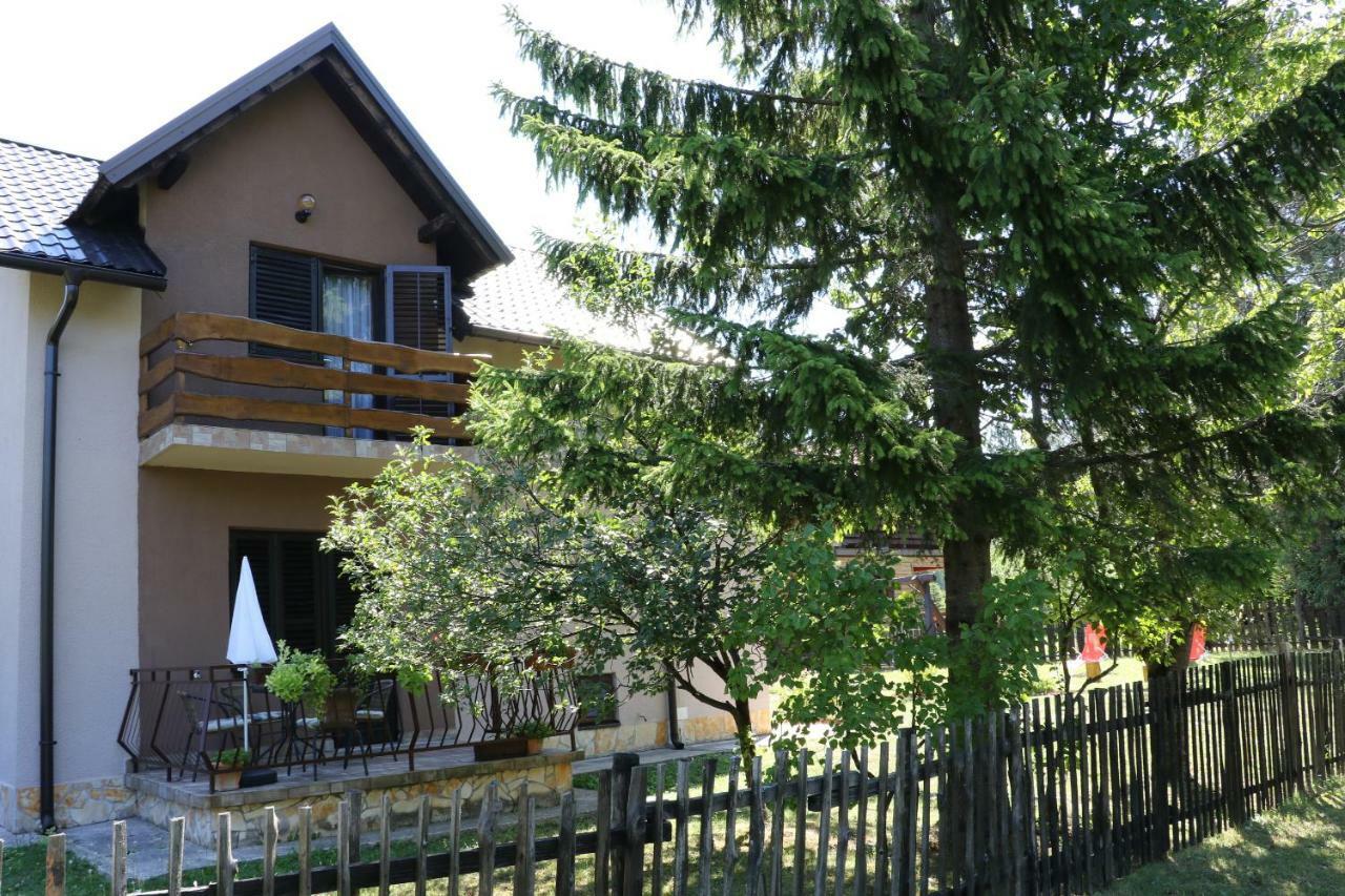 Holiday Home "Iris" Near Plitvice Lakes Rudanovac Eksteriør bilde